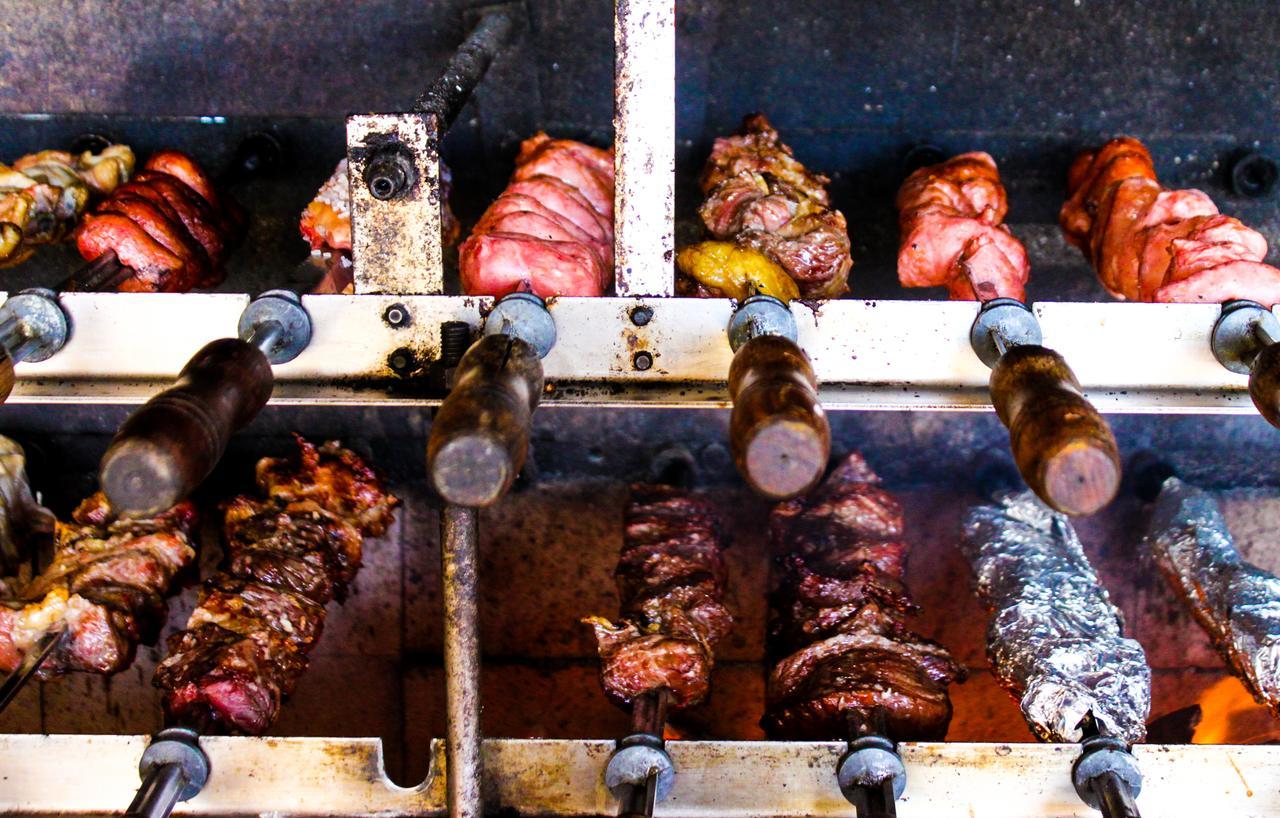 Hotel Churrascaria Pantaneira Poconé エクステリア 写真